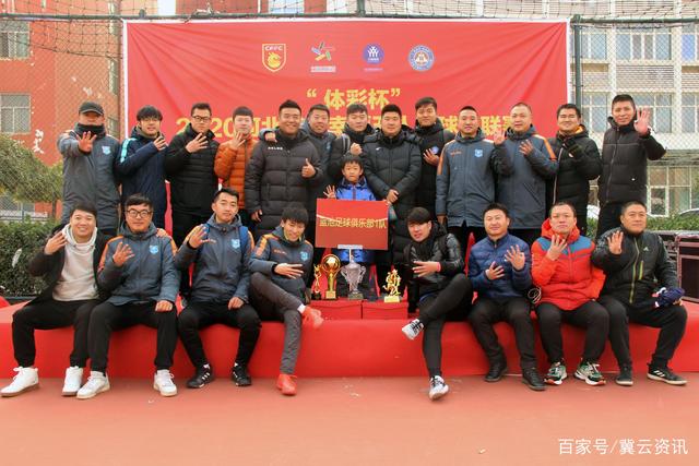 他是中国男篮的传奇，退休两年59岁老态已显，儿女已成为他的骄傲
